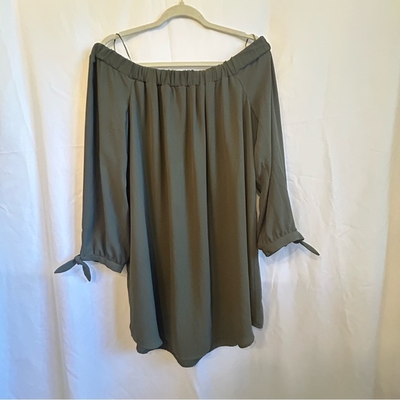 Express Olive Off-Shoulder Peasant Blouse - Size Large - Picture 7 of 7